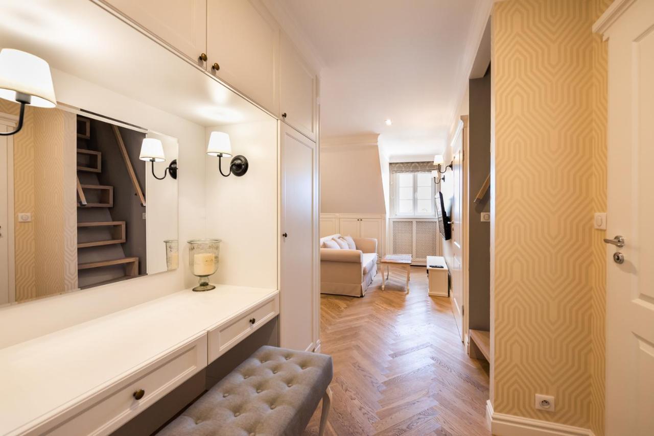Lovely Apartment In The Heart Of Varsovia Exterior foto